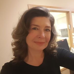Meet your Posher, Julie